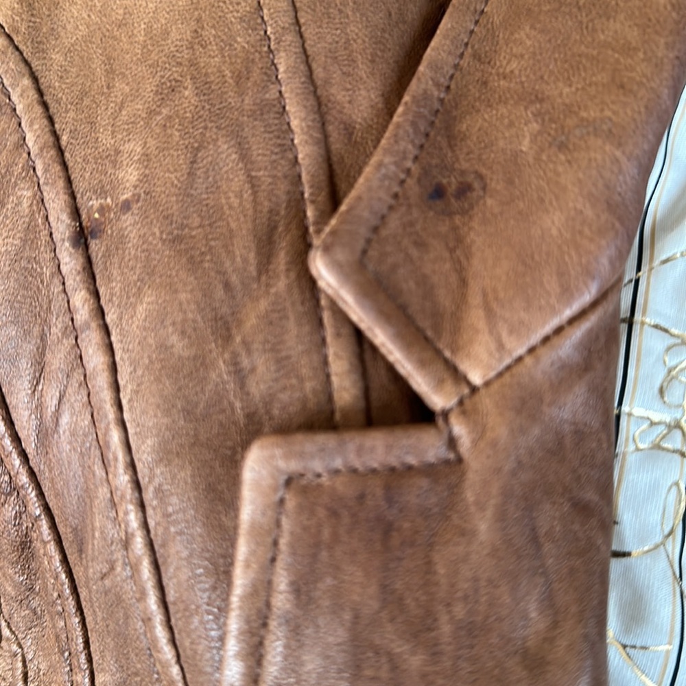 Leather jacket - Picture 12 of 12